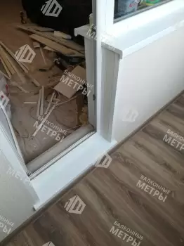 Отделка балкона Сапожок под ключ с утеплением
