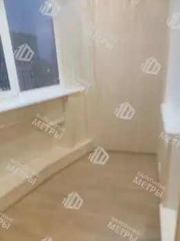 Теплое остекление балкона и отделка вагонкой