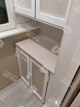 Установка на балконе трёх шкафов