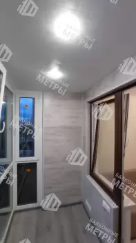 Отделка балкона с установкой теплого пола и остекление Rehau 70 Отделка балкона с установкой теплого пола и остекление Rehau 70