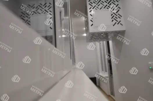 Остекление балкона в серии дома 01-ПЗ с утеплением и отделкой Остекление балкона в серии дома 01-ПЗ с утеплением и отделкой