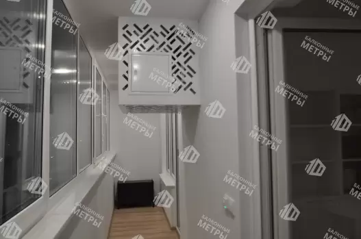 Остекление балкона в серии дома 01-ПЗ с утеплением и отделкой Остекление балкона в серии дома 01-ПЗ с утеплением и отделкой