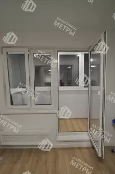 Остекление балкона в серии дома 01-ПЗ с утеплением и отделкой Остекление балкона в серии дома 01-ПЗ с утеплением и отделкой